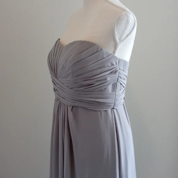 David's Bridal dress . - Picture 4 of 9